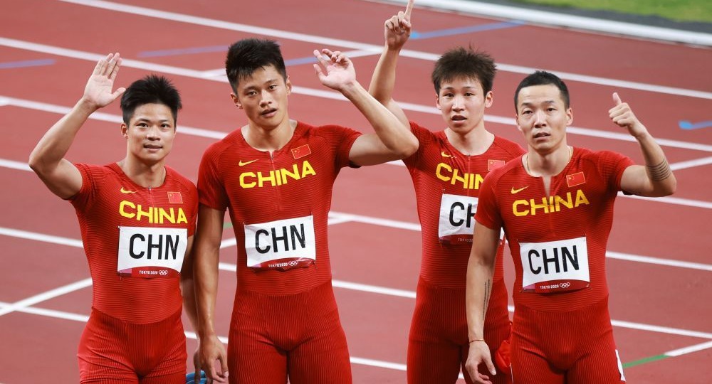 中国队获东京奥运会男子4×100米接力铜牌 “扎扎实实走好每一步”